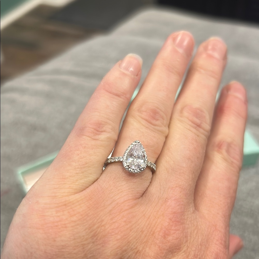 2CT Cz engagement ring size 4.5 gold plated silver
